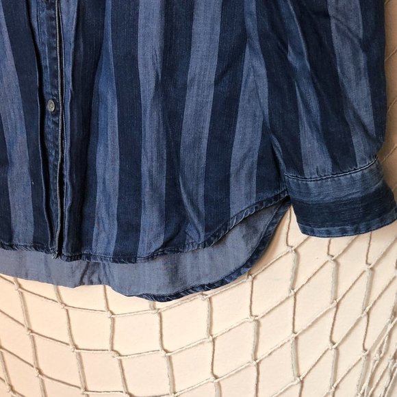 Revolve RAILS Carter Button Up Indigo Block Stripe Shirt M - Picture 6 of 15